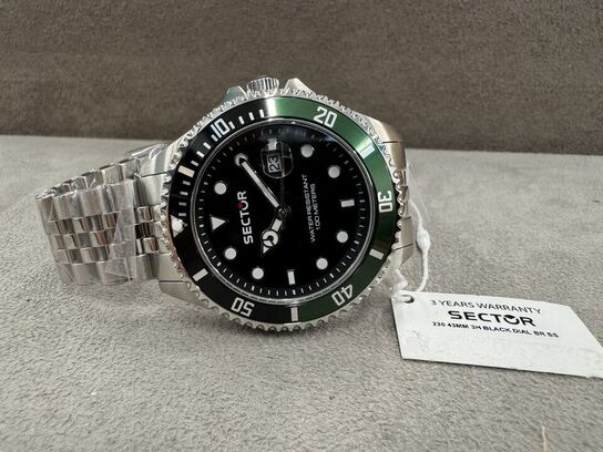 Armbåndsur SECTOR 230 43 MM 3H BLACK DIAL BR SS