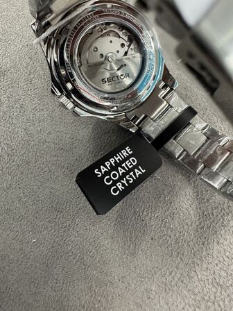 Armbåndsur SECTOR 230 43 MM 3H BLK DIAL BR SS