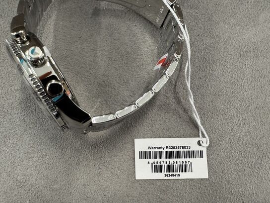 Armbåndsur SECTOR 270 45 MM MULT BLUE DIAL SS BR