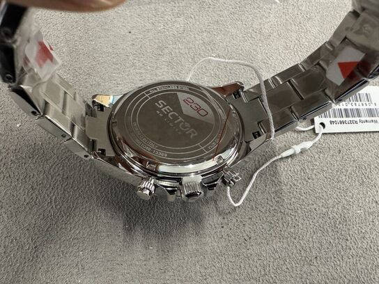 Armbåndsur SECTOR 230 43 MM CHRO GREEN DIAL BR SS