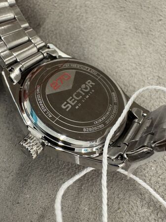 Armbåndsur SECTOR 270 30 MM 3H W/SILVER DIAL BR SS
