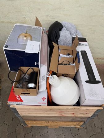 1 stk. palle med varer - købt som beset