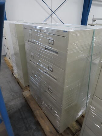 8 stk. Arkivskabe