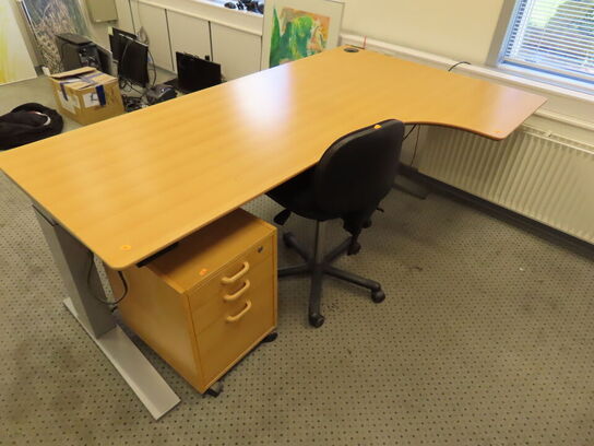 El-hæve/sænke bord med skuffekassette og kontorstol