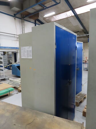 2 stk. værkstedskabe