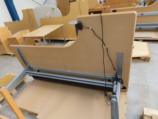 El-hæve/sænke bord