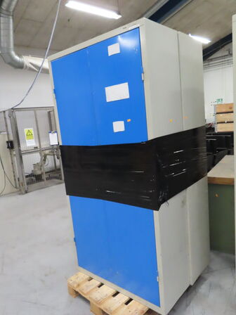 2 stk. værkstedskabe