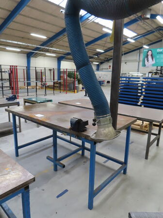 Svejsebord 1.250 kg med skruestik og udsugningsslange