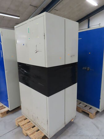 2 stk. værkstedskabe