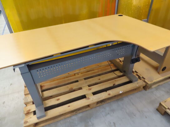 El-hæve/sænke bord