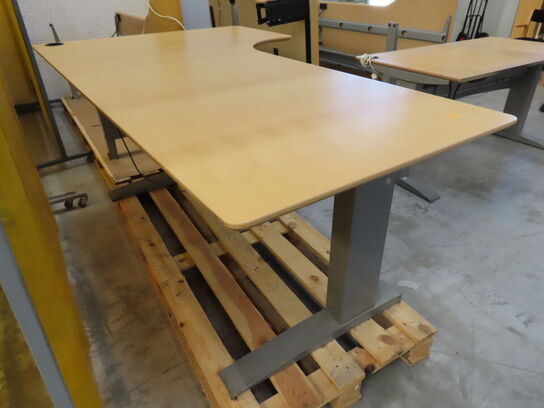 El-hæve/sænke bord