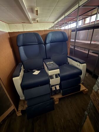 Dobbelt flysæde AVIO INTERIORS