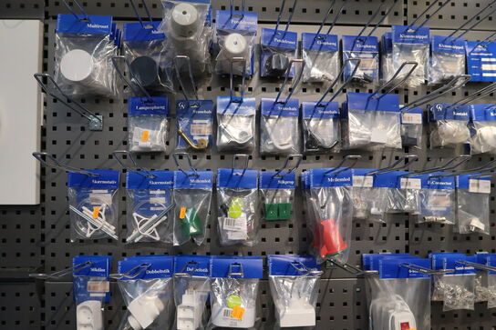 Div. Ophæng, roset, mellemled m.m. GN BELYSNING