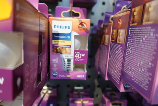 28 stk. pærer PHILIPS LED