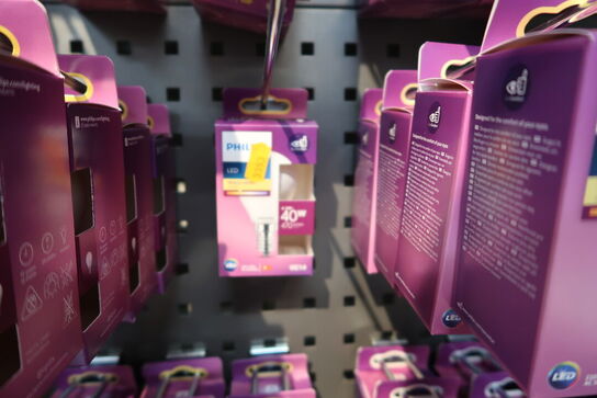 37 stk. pærer PHILIPS LED