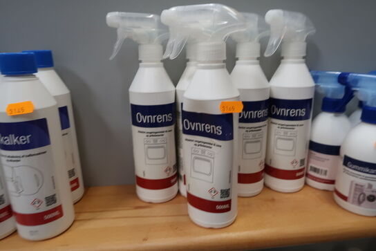 Hylde med køleskabsrens, stålrens, afkalker, ovnrens, gummikant rens