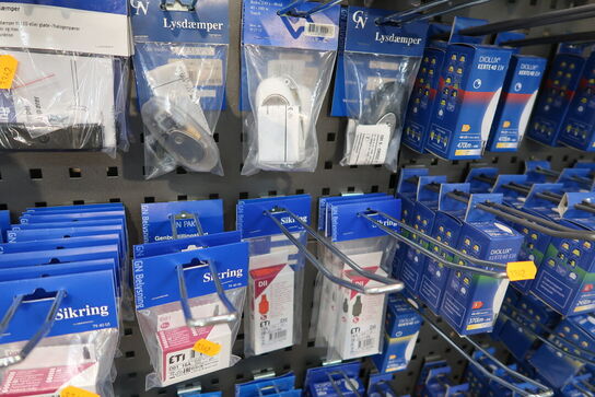 Div. Stikpropper, fatninger m.m. GN BELYSNING