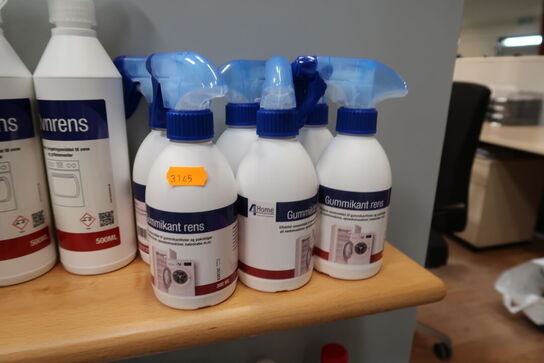 Hylde med køleskabsrens, stålrens, afkalker, ovnrens, gummikant rens