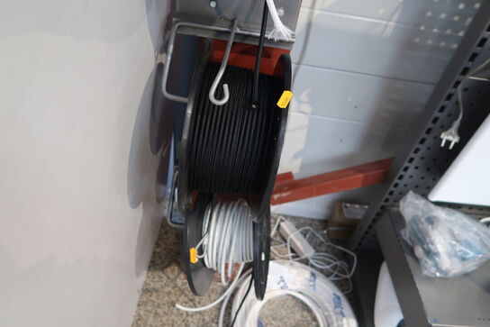 Div. Kabeltromler med ledninger