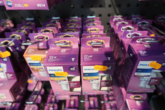 40 stk. pærer PHILIPS LED