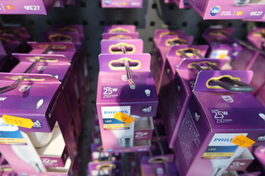 37 stk. pærer PHILIPS LED