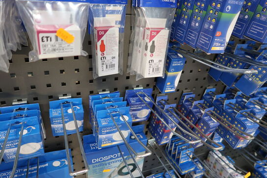 Div. Stikpropper, fatninger m.m. GN BELYSNING