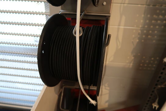 Div. Kabeltromler med ledninger