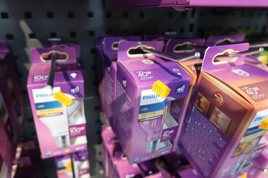 24 stk. pærer PHILIPS LED