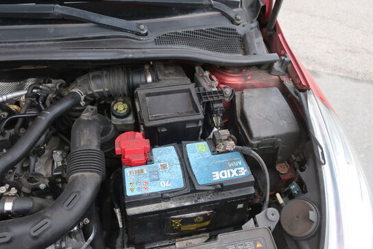 Personbil RENAULT Clio Tce 90 Sport Tourer (momsfri)(se billeder af service og reparationer)