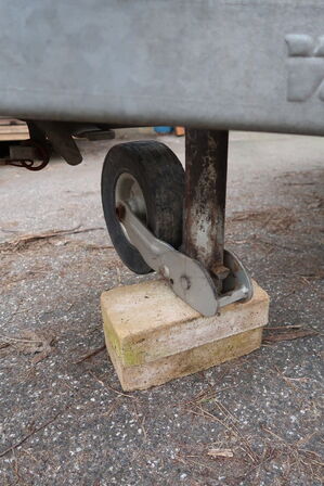 Trailer VARIANT 3021P4-10 3000kg