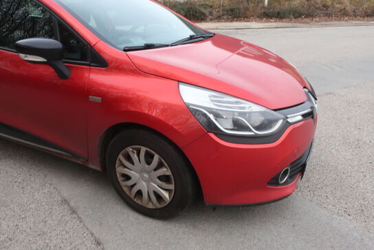 Personbil RENAULT Clio Tce 90 Sport Tourer (momsfri)(se billeder af service og reparationer)