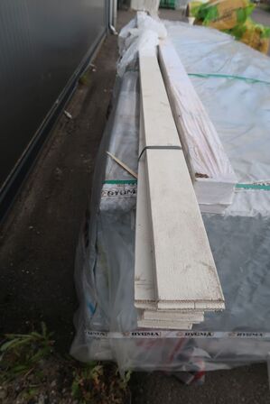 252 meter hvidmalet brædder