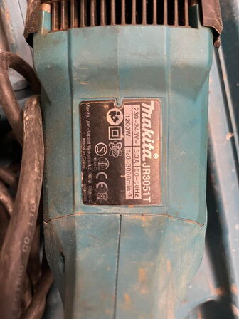 Bajonetsav, MAKITA JR3051T