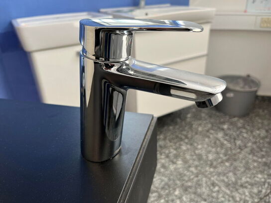 Stander med amature og brusere