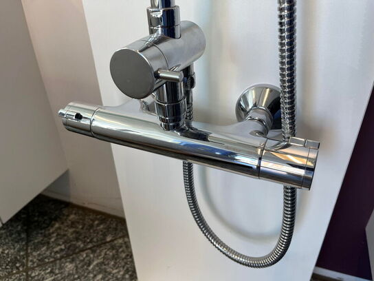 Stander med amature og brusere