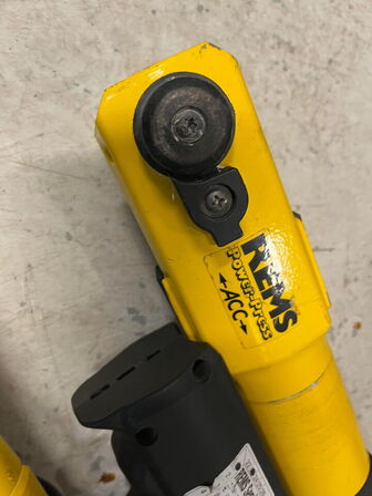 Klemmeværktøj, REMS