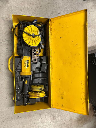 Klemmeværktøj, REMS