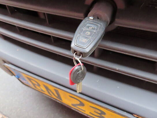 Varebil, FORD TRANSIT Custom 2.0 Tdci (105 Hk) 270 L1