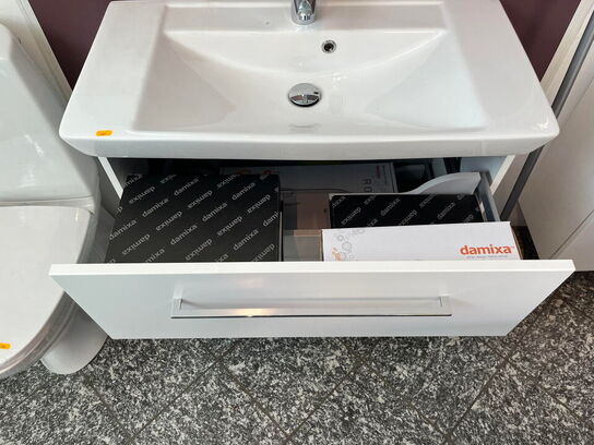 Vask med skab, udstillingsmodel