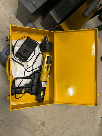 Klemmeværktøj, REMS