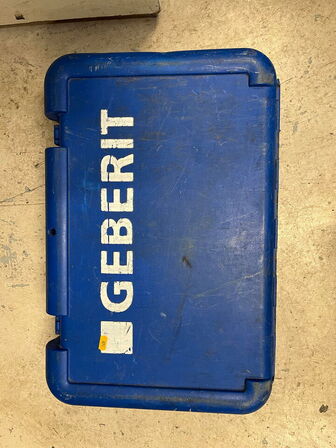 Pressepistol, GEBERIT