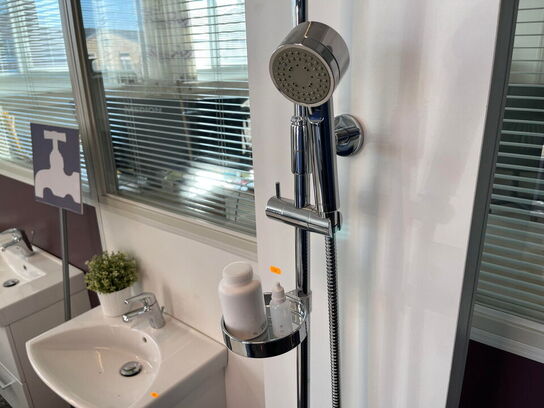 Stander med amature og brusere