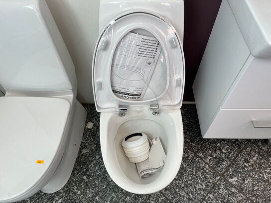 Toilet, udstillingsmodel