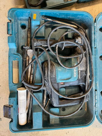 Bajonetsav og borehammer, MAKITA