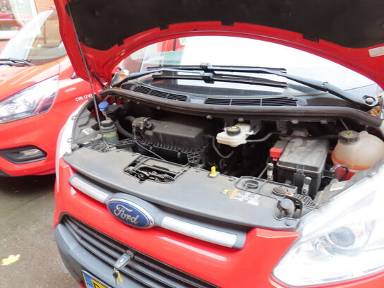 Varebil, FORD TRANSIT Custom Variant 2.0 Tdci (130 Hk) 310 L2 
