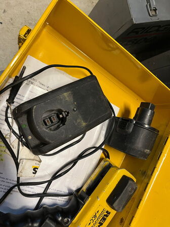 Klemmeværktøj, REMS