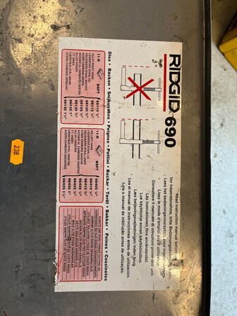 Gevindskære, RIDGID 690