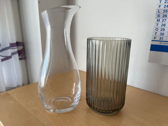 El. hæve/sænke skrivebord, 2 stk. reoler og kontorstol