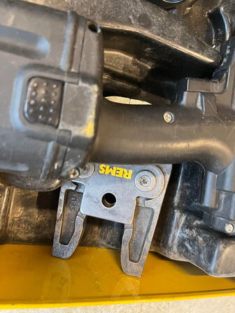 Klemmeværktøj, REMS