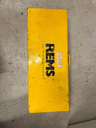 Klemmeværktøj, REMS